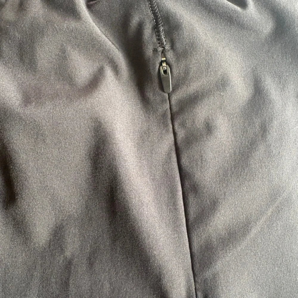 Lululemon Hotty Hot Skirt Black Athletic Tennis Golf Skort Size 6 Athleisure - Picture 5 of 8